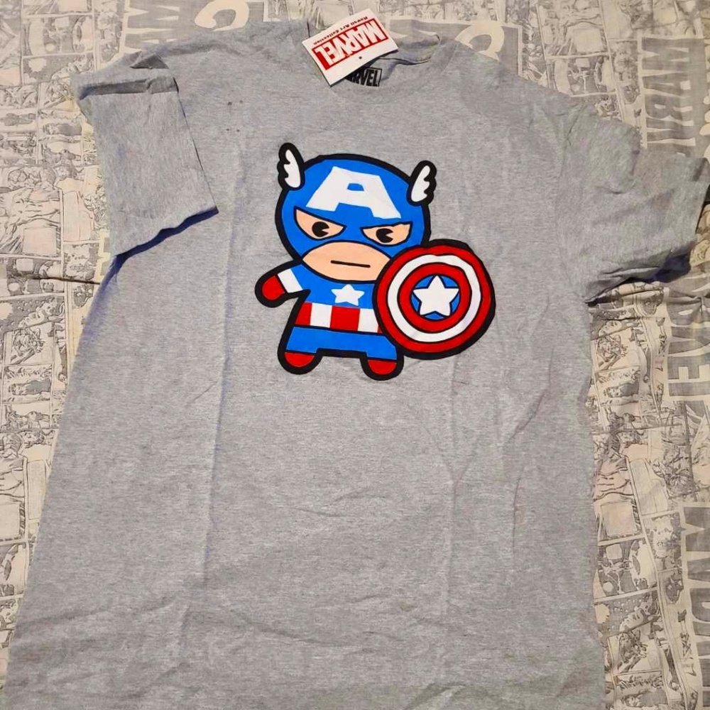 Captain America Kawaii Gray T-Shirt | FREE....